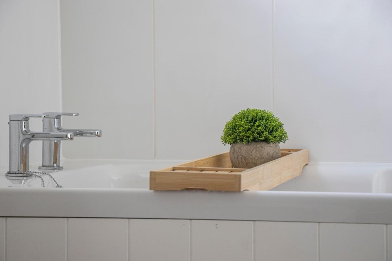 Lovely 3-Bedroom Apartment In Colchester Extérieur photo